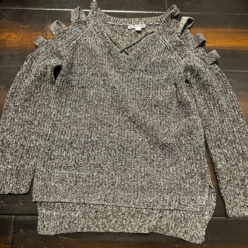 Grey sweater